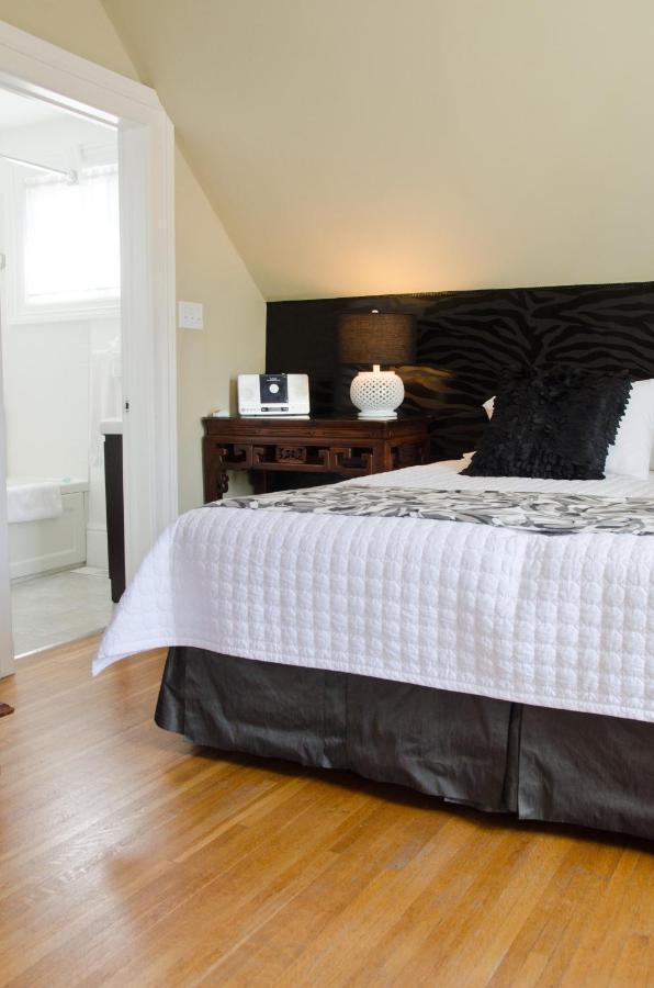 Avery House B&B ストラトフォード 部屋 写真
